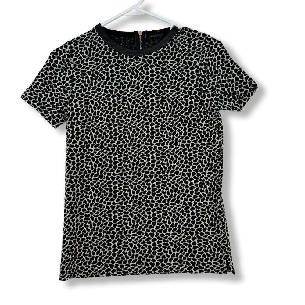 Club Monaco Blouse Women’s XS Black & White Short Sleeve Round Neck Pullover Top